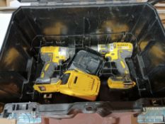 DEWALT DCK2510L3T-GB 18V 3.0AH LI-ION XR BRUSHLESS CORDLESS TWIN PACK WITH CHARGER BATTERY AND CARRY