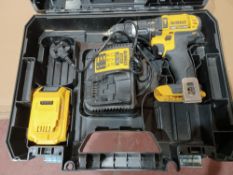 DEWALT DCD785P2T-SFGB 18V 5.0AH LI-ION XR CORDLESS COMBI-HAMMER DRILL COMES WITH BATTERY, CHARGER