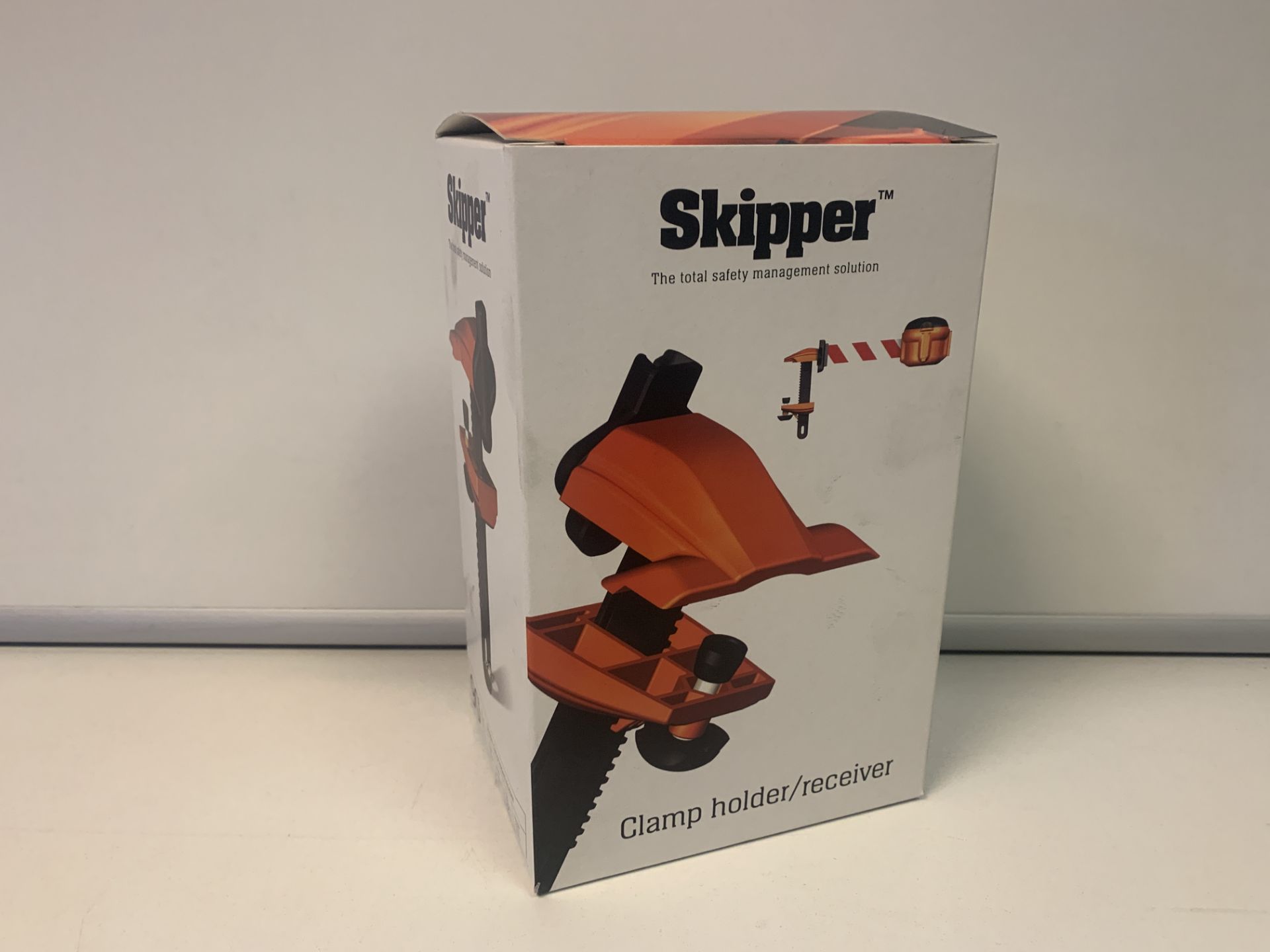 9 X BRAND NEW SKIPPER CLAMP HOLDER/RECEIVERS RRP £45 EACH R9