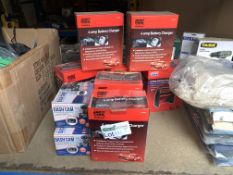 MIXED LOT INCLUDING 7 X VARIOUS BATTERY CHARGERS AND 2 X HD IN CAR DASH CAMS S1-36