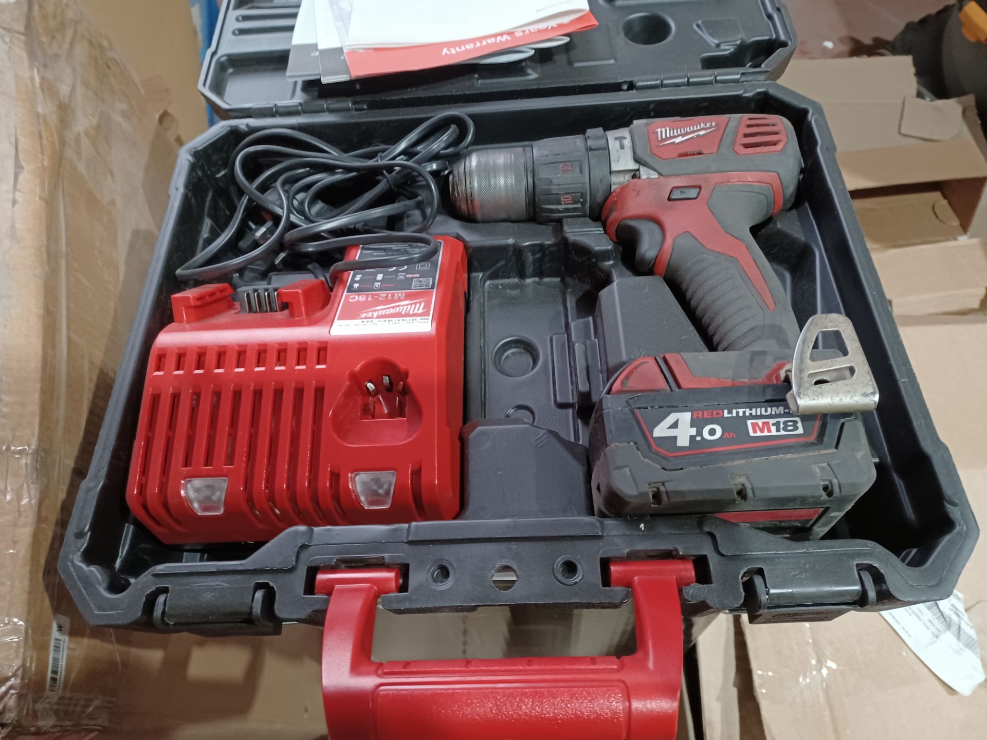 MILWAUKEE M18 BPDN-402C 18V 4.0AH LI-ION REDLITHIUM CORDLESS COMBI DRILL WITH BATTERY CHARGER AND