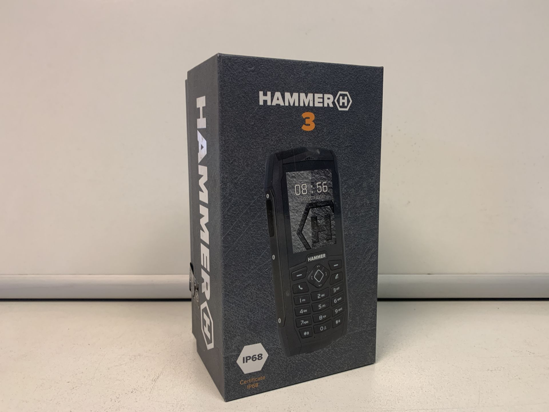 BRAND NEW HAMMER 3 IP68 MOBILE PHONE INSL