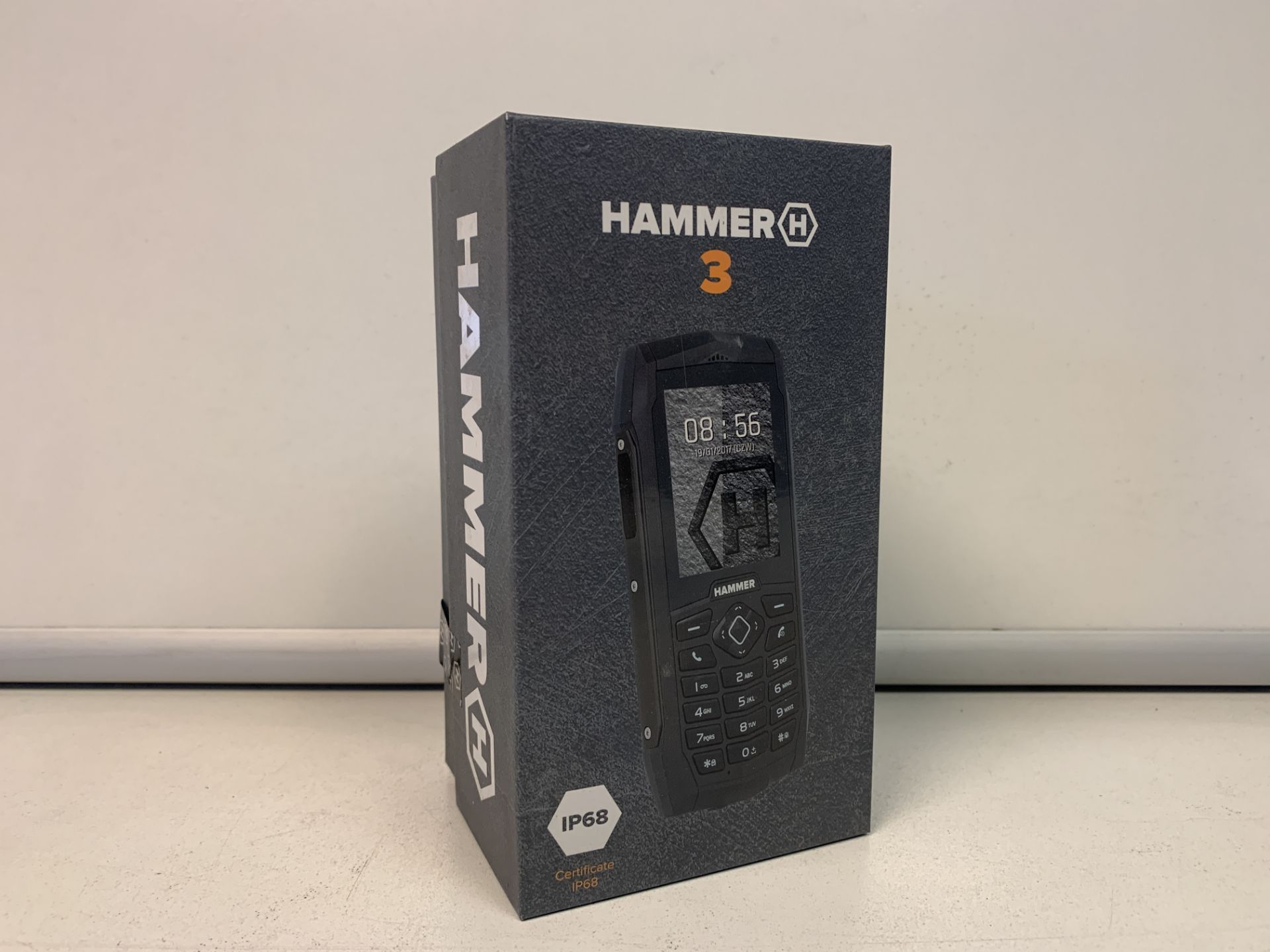 BRAND NEW HAMMER 3 IP68 MOBILE PHONE INSL