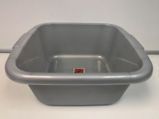 40 X NEW PACKAGED CURVER KITCHEN SOLUTIONS. 10L SQUARE SILVER BOWLS. (ROW 13)