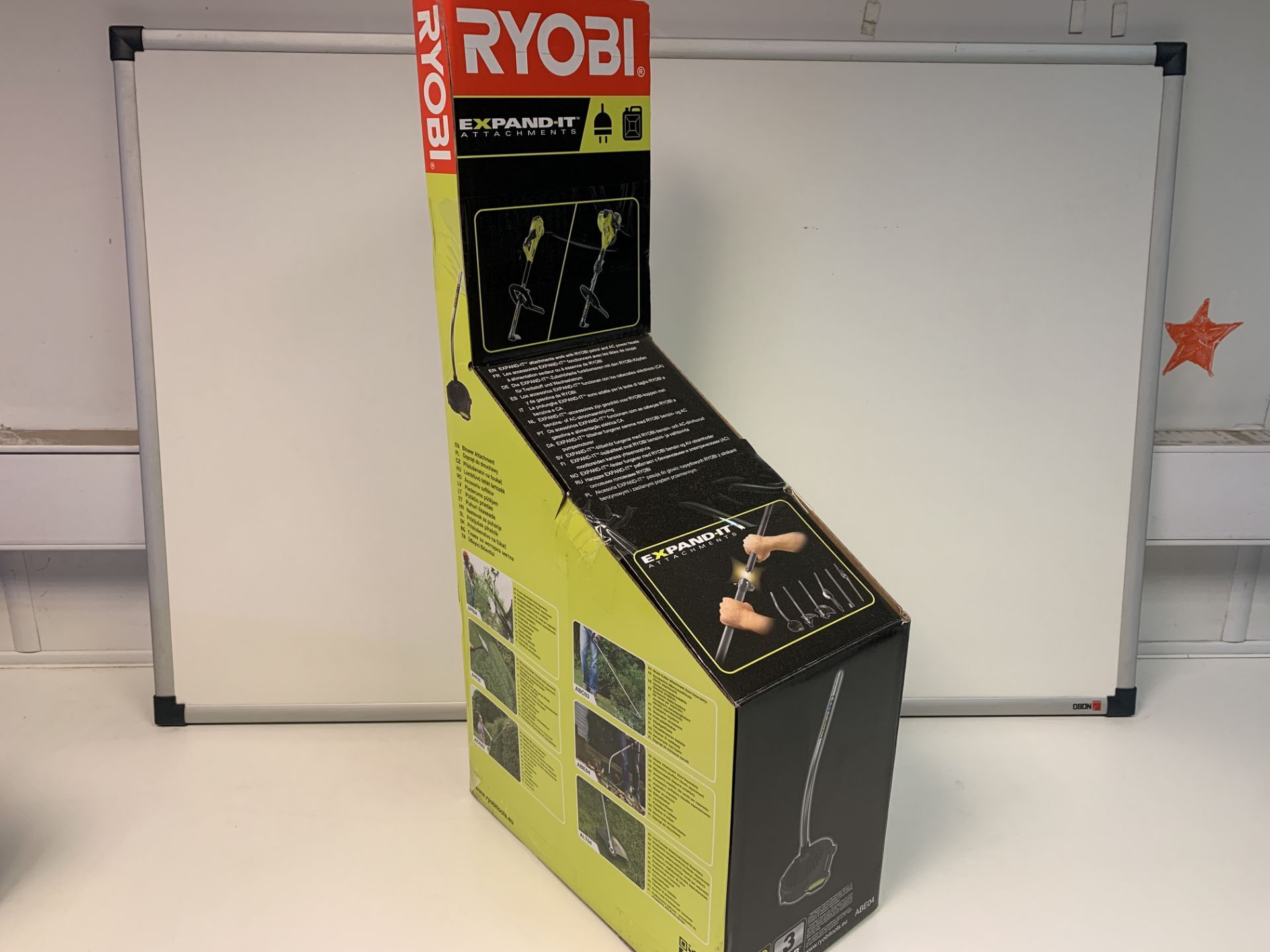 8 X NEW BOXED RYOBI EXPAND IT BLOWER ATTACHMENT (ROW11MIDDLE)