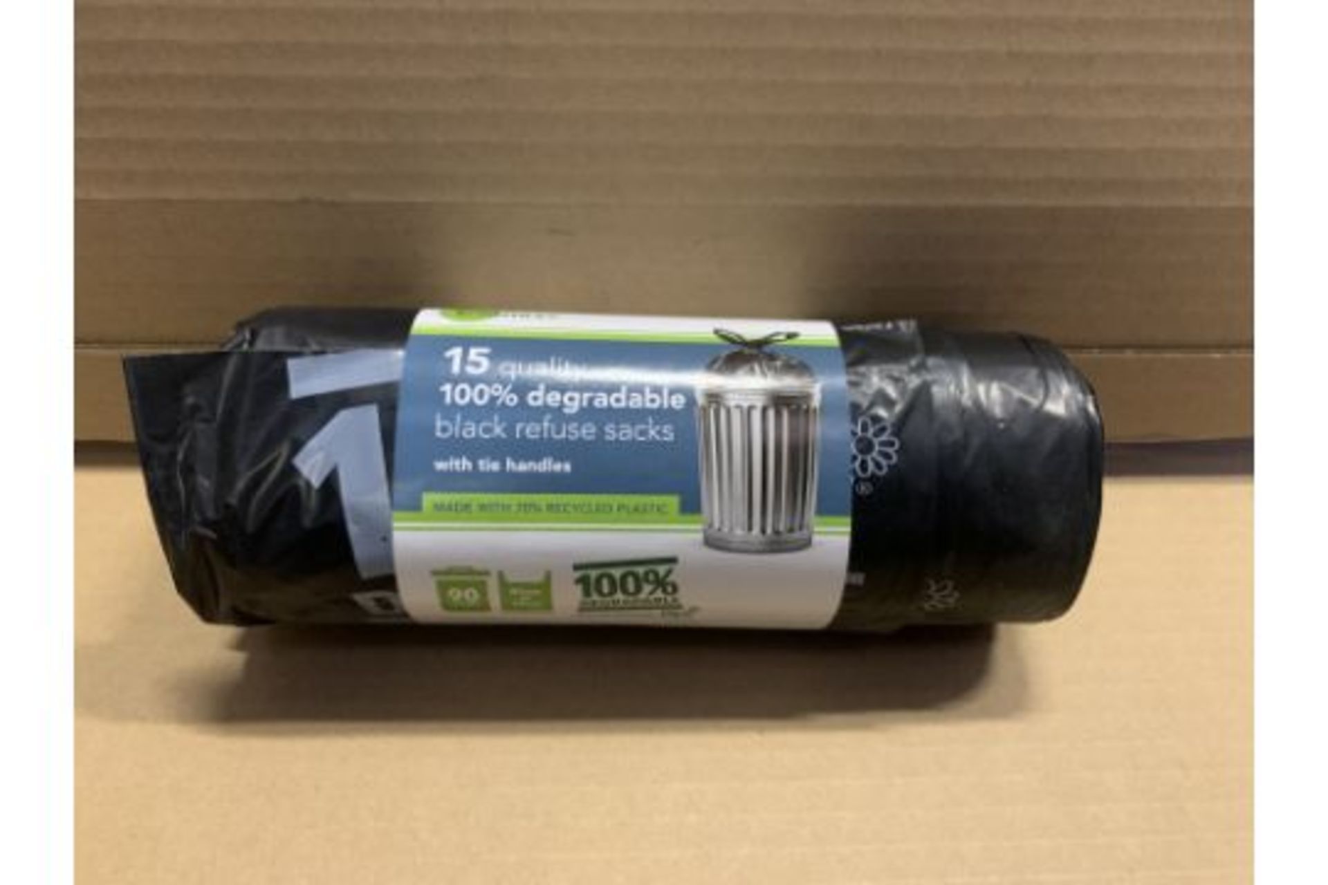 96 X BRAND NEW ROLLS OF 15 QUALITY 100% DEGRADEABLE BLACK REFUSE SACKS WITH HANDLES 90L S1