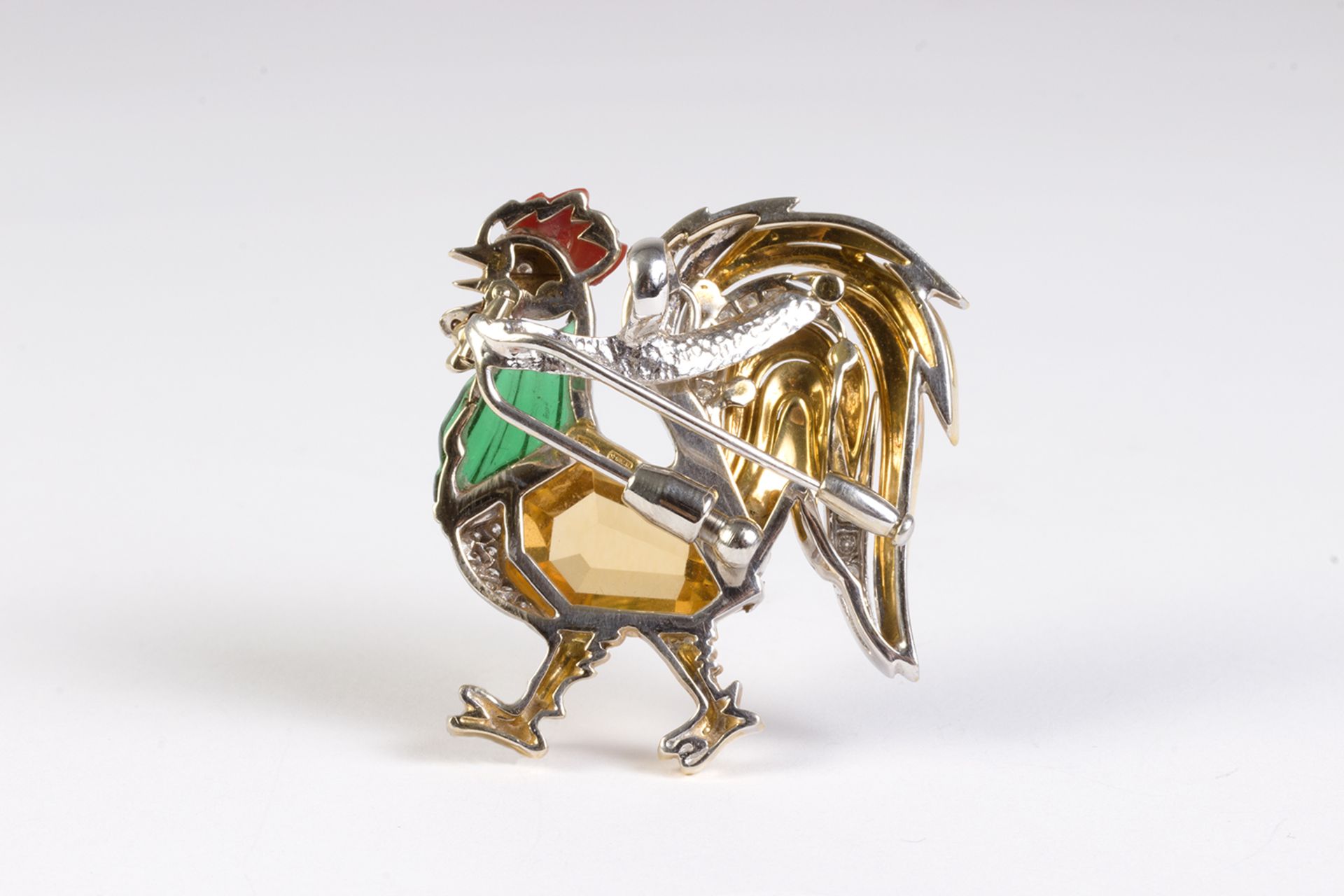 Broche en forma de gallo en oro bicolor, citrino, cristal de tonalidad verde, diamante talla brillan - Bild 5 aus 5