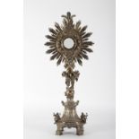 Magnificent silver sun monstrance chiseled and engraved with vegetal decoration.