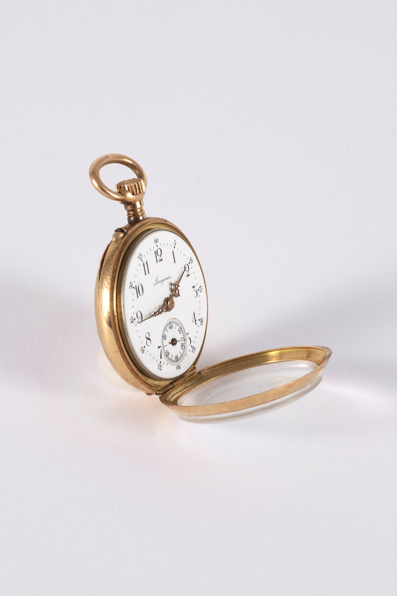 Longines hanging clock in gold, enamelled crown decoration on the reverse - remontaire mechanism. - Image 3 of 4