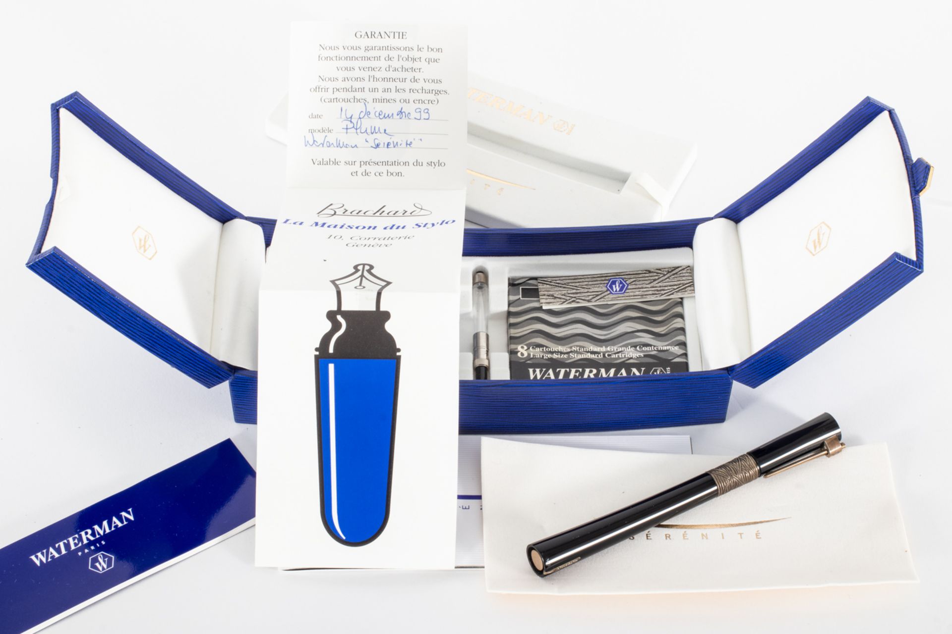 Waterman fountain pen "Sérénite". Curved shape in black resin with silver bamboo-style clip and band - Bild 3 aus 6