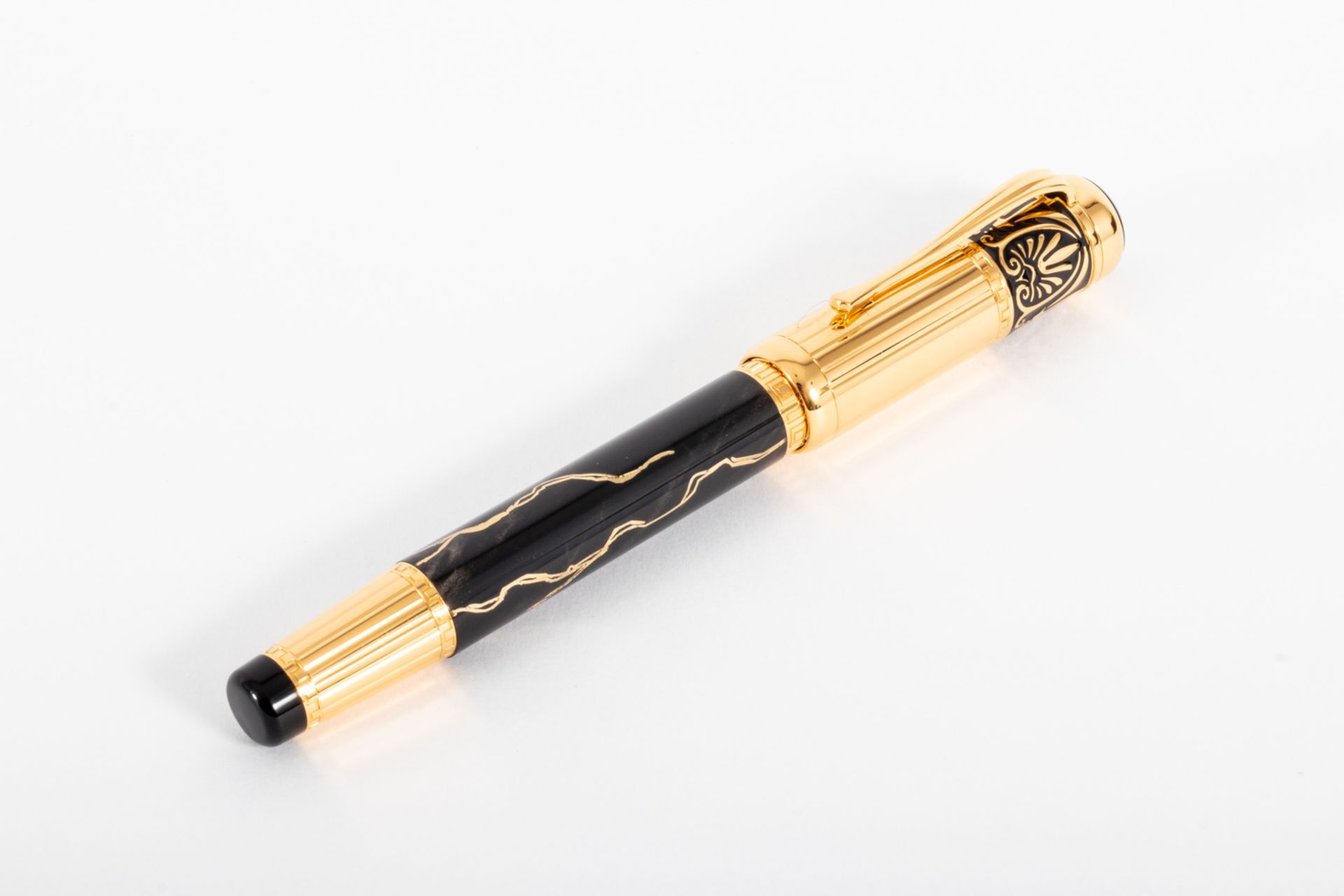 Montblanc fountain pen collection "Patron of Art" model "Alexander the Great", 1998. 