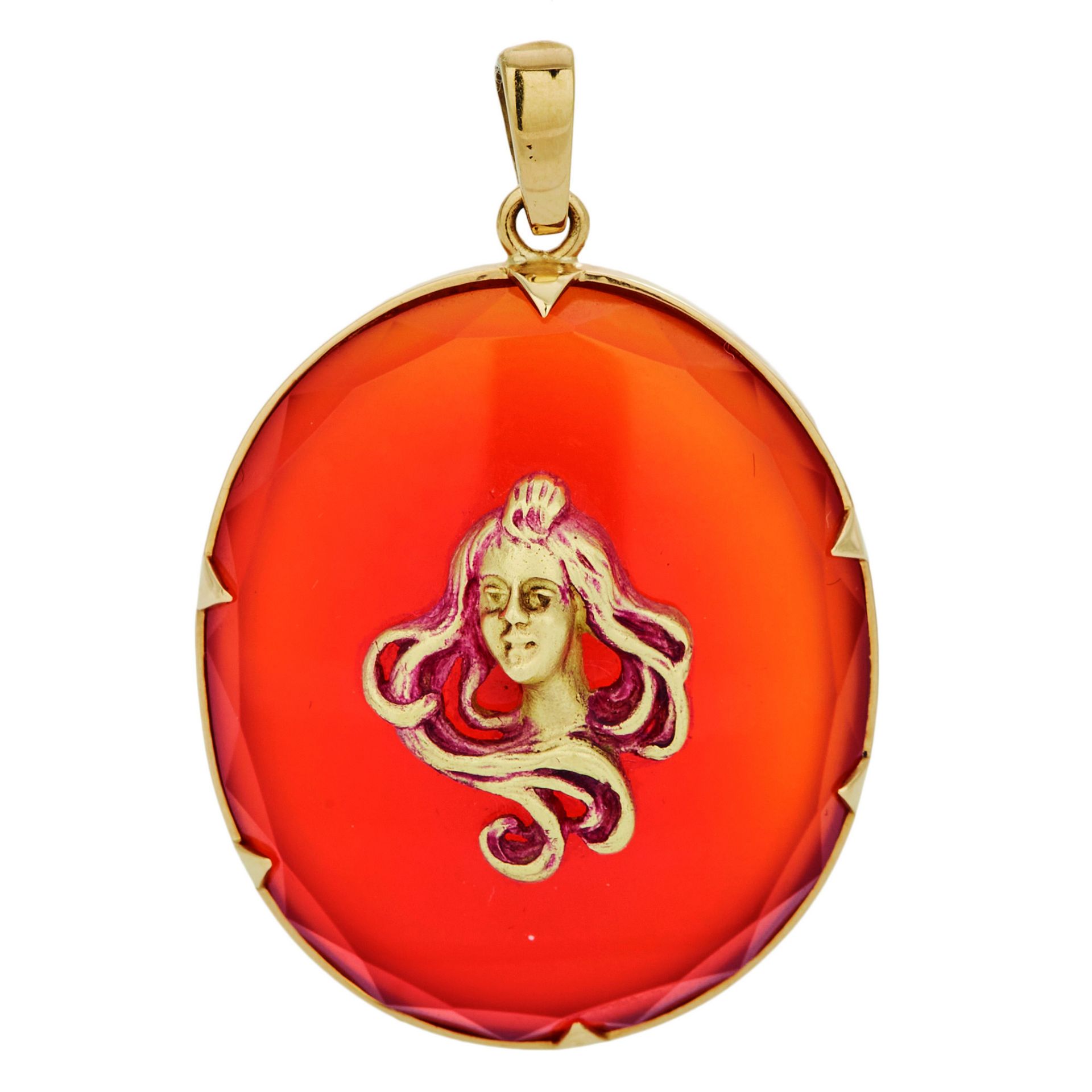 Gold and carnelian pendant.