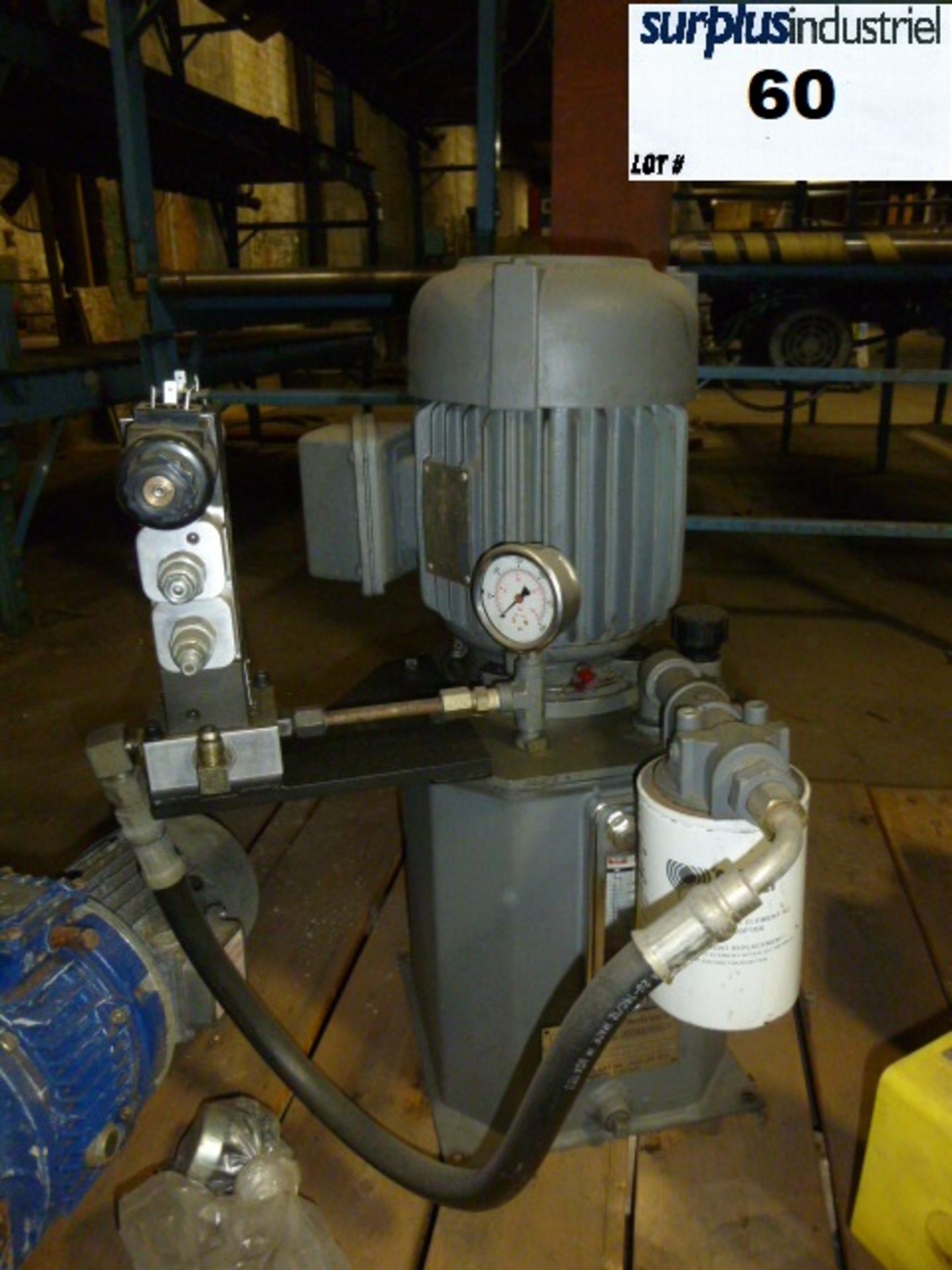 Hydraulic pump Brand: Montreal Hydraulique Model: 1.32 GPM Year: 2003 Item Location: Montreal