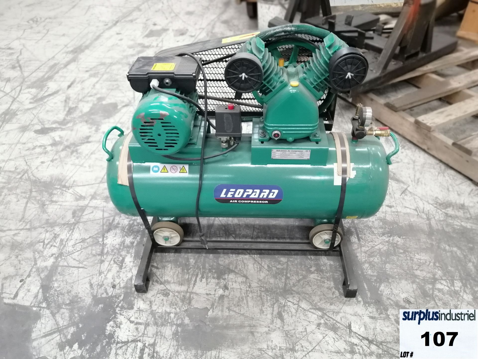 Leopard Air Compressor  (no certification )