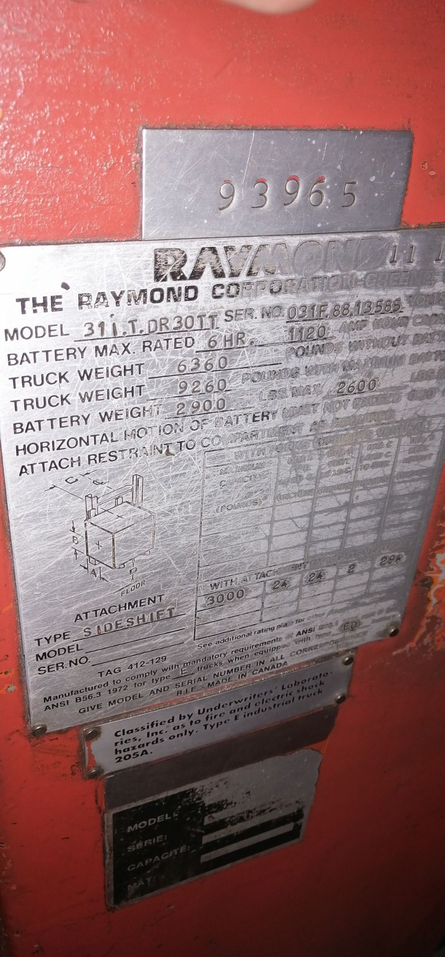 Raymond Model 31- Single Reach Truck *unknow condition *no battery - Image 8 of 8