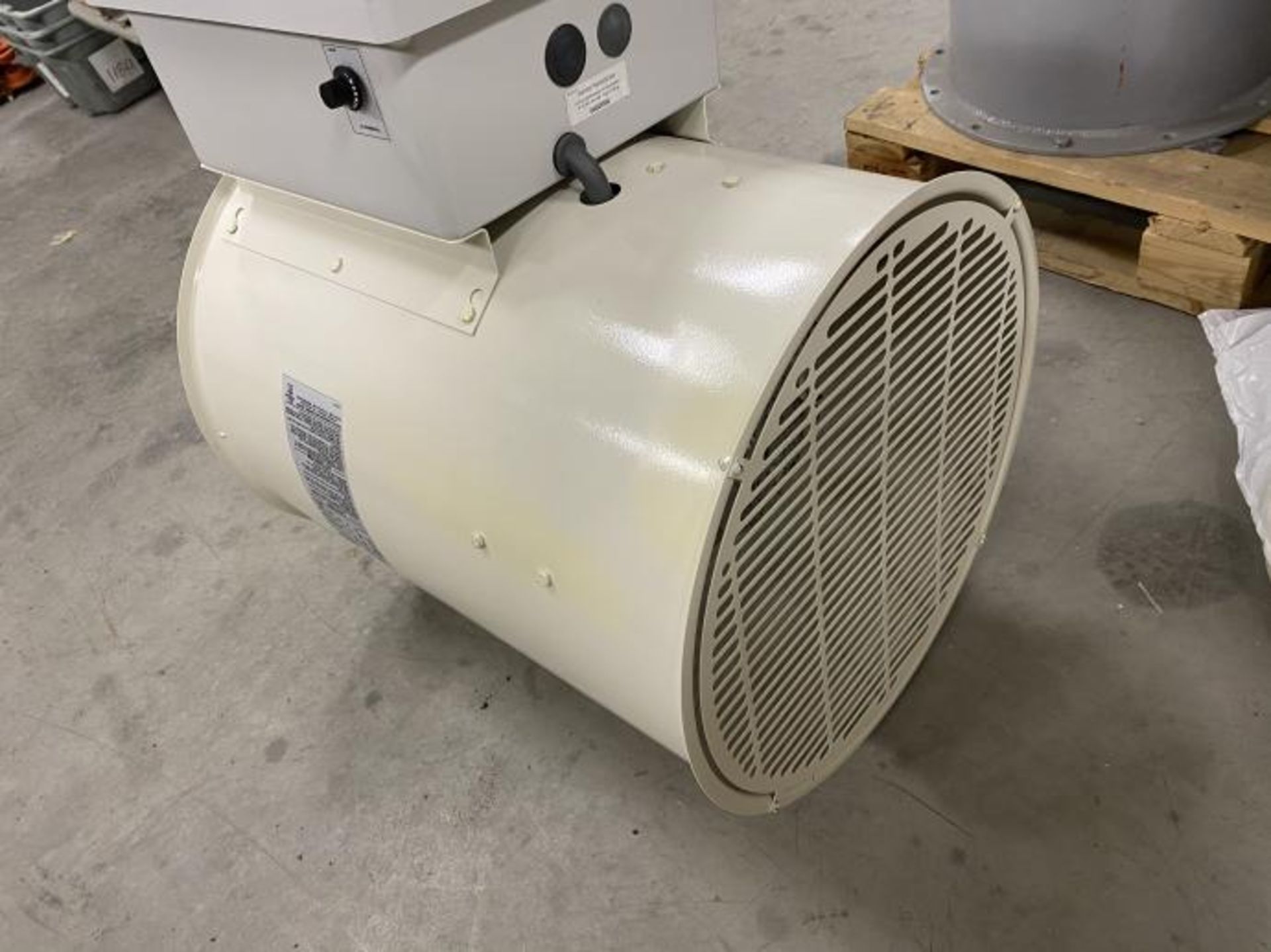 Aerotherme indeeco triad® washdown/corrosion resistant unit heater 30 kw - Image 4 of 4