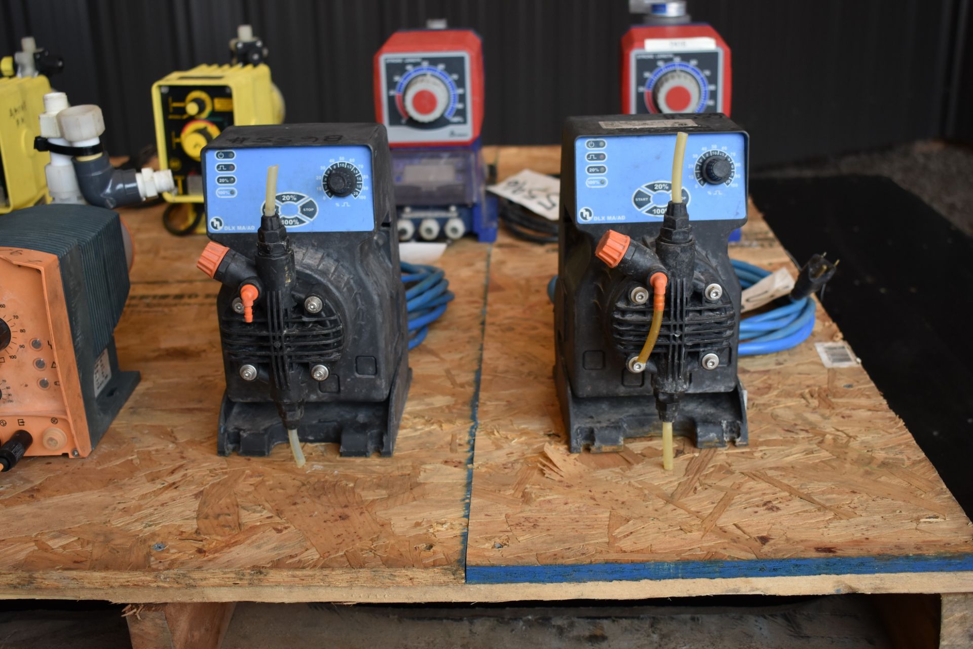 LOT OF 8 METERING PUMPS Item Location : Laval - Image 14 of 14