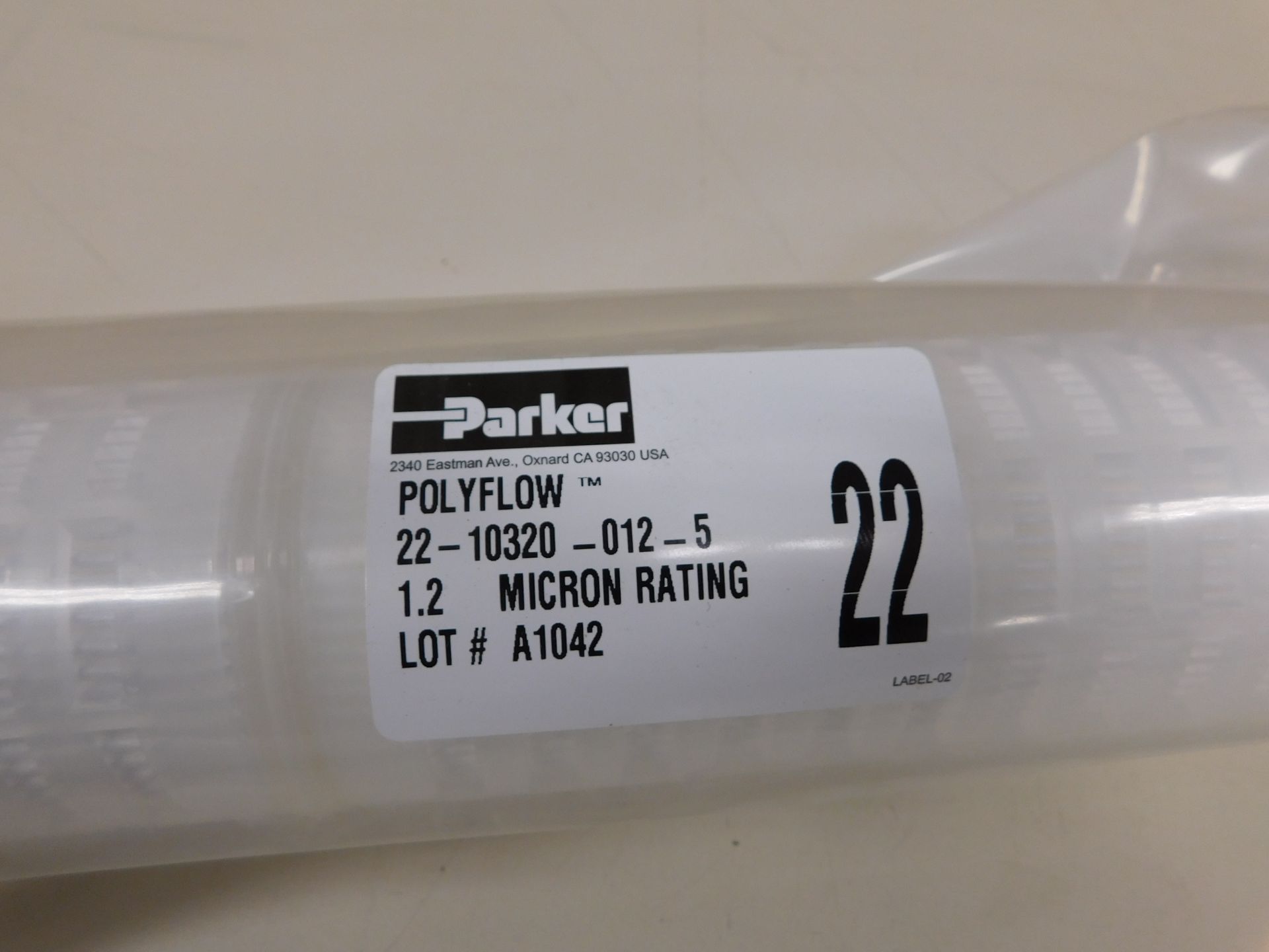 16 filter parker polyflow filter 22-10320-050-5  Item Location : Drummondville - Image 3 of 4