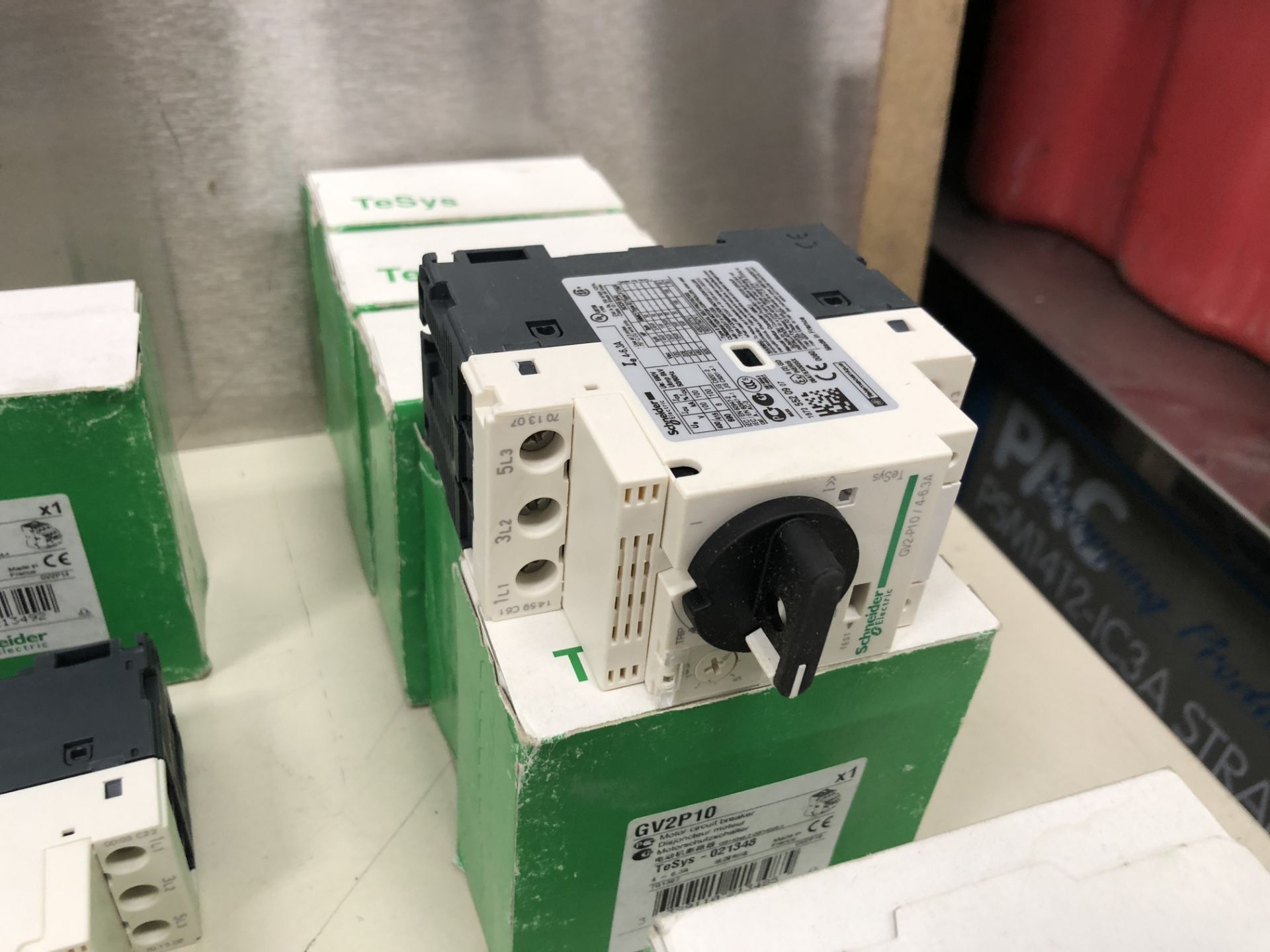 MOTOR CIRCUIT BREAKER SHNEIDER ELECTRIC - Image 10 of 18