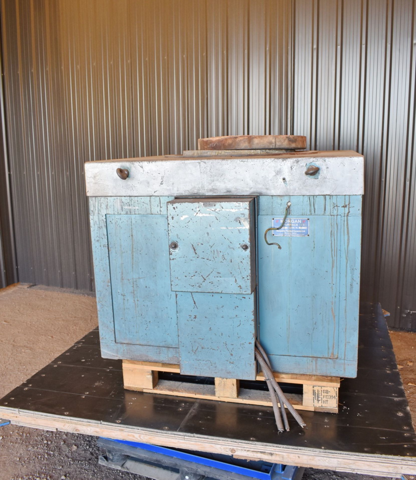 MORGAN FURNACE, ELECTRIC RESISTANCE BALE OUT FURNACE, MODEL HE ERBO M3 Item Location : Laval  - - Image 2 of 15