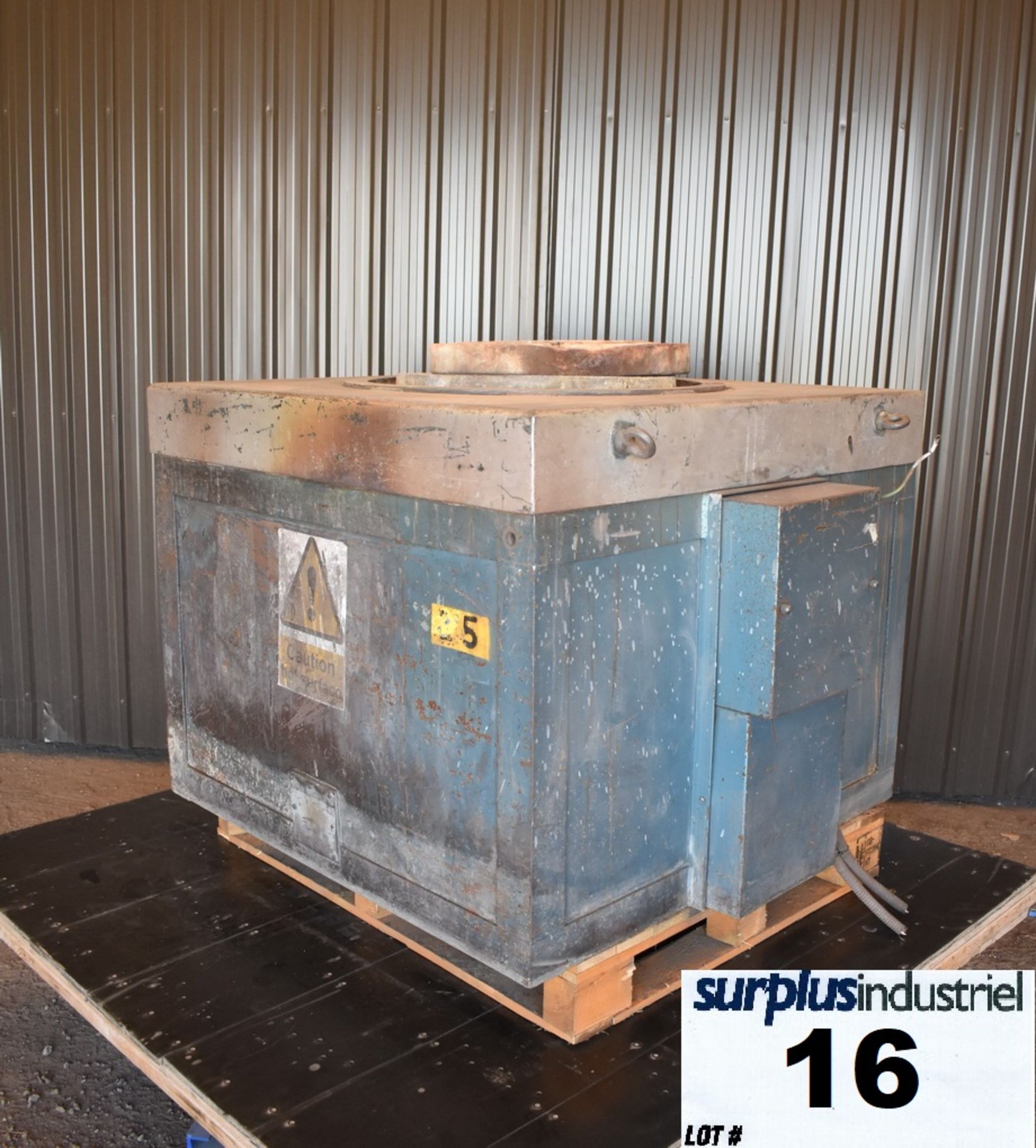 MORGAN FURNACE, ELECTRIC RESISTANCE BALE OUT FURNACE, MODEL HE ERBO M3 Item Location : Laval  -