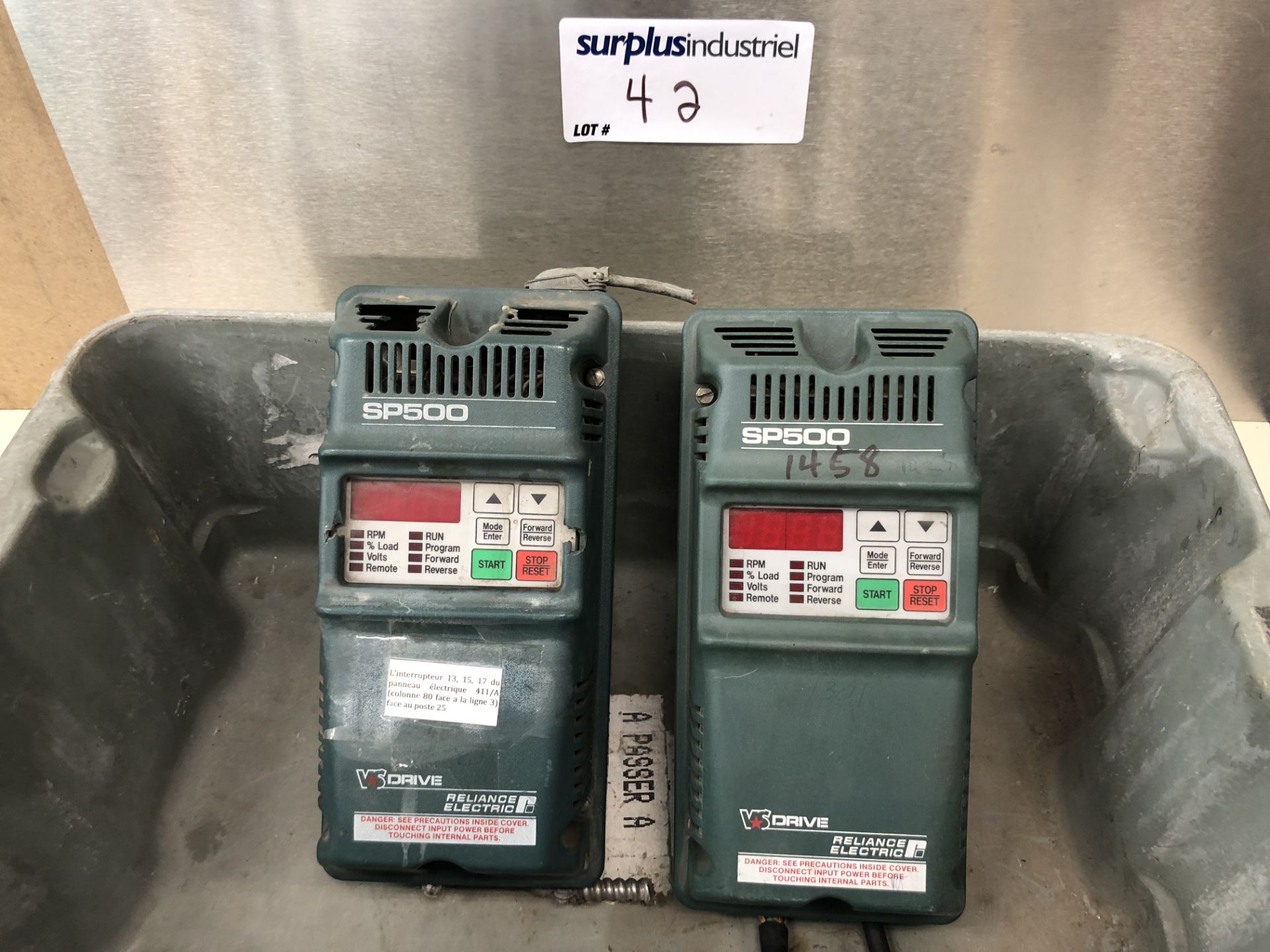 LOT OF 2 DRIVE RELIANCE ELECTRIC SP 500 Item location: Drummondville