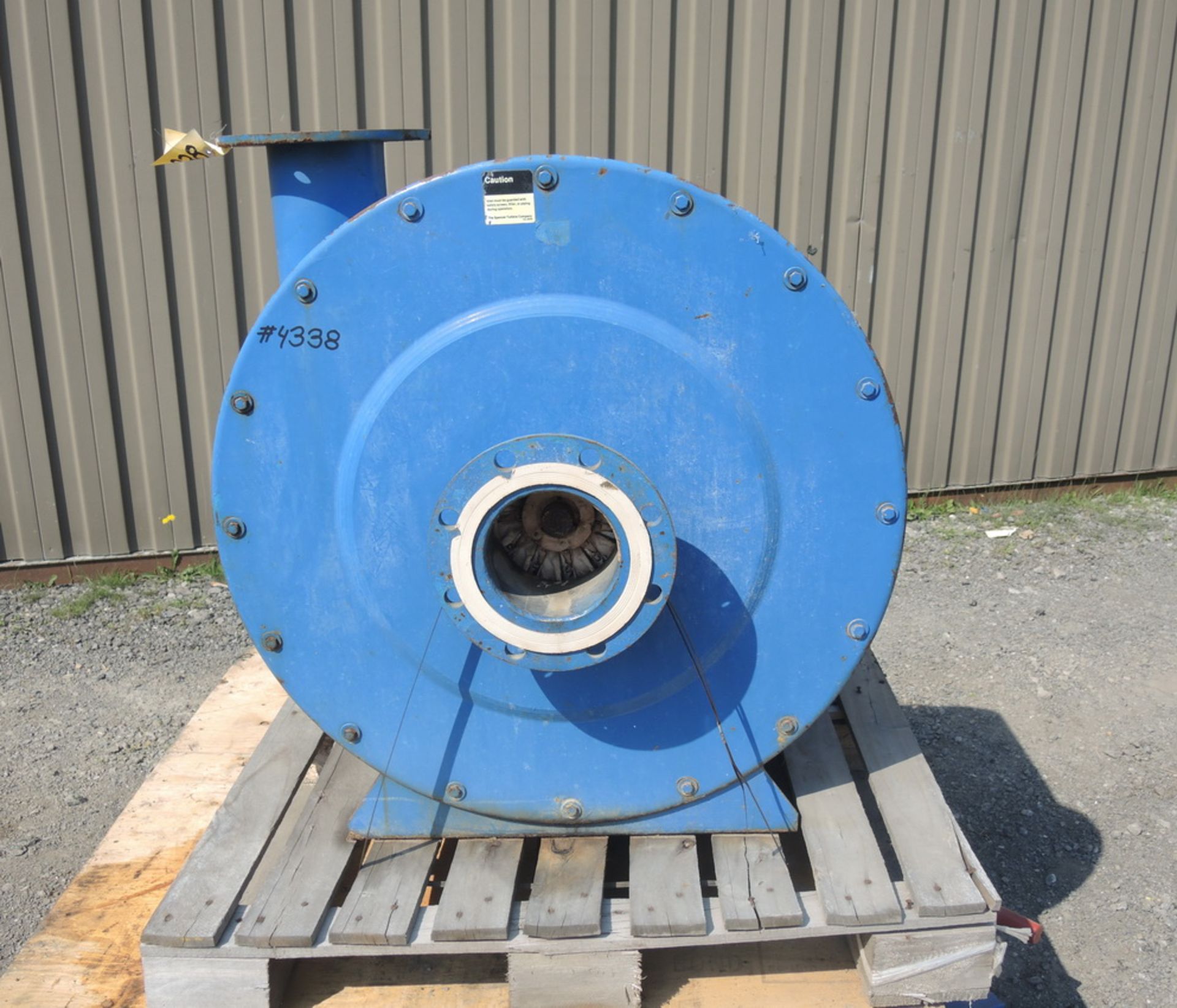 CENTRIFUGAL FAN, 20 HP Item Location : Laval  -MFG.:  SPENCER -MODEL: 2510 H MOD -6" INLET & - Image 3 of 5