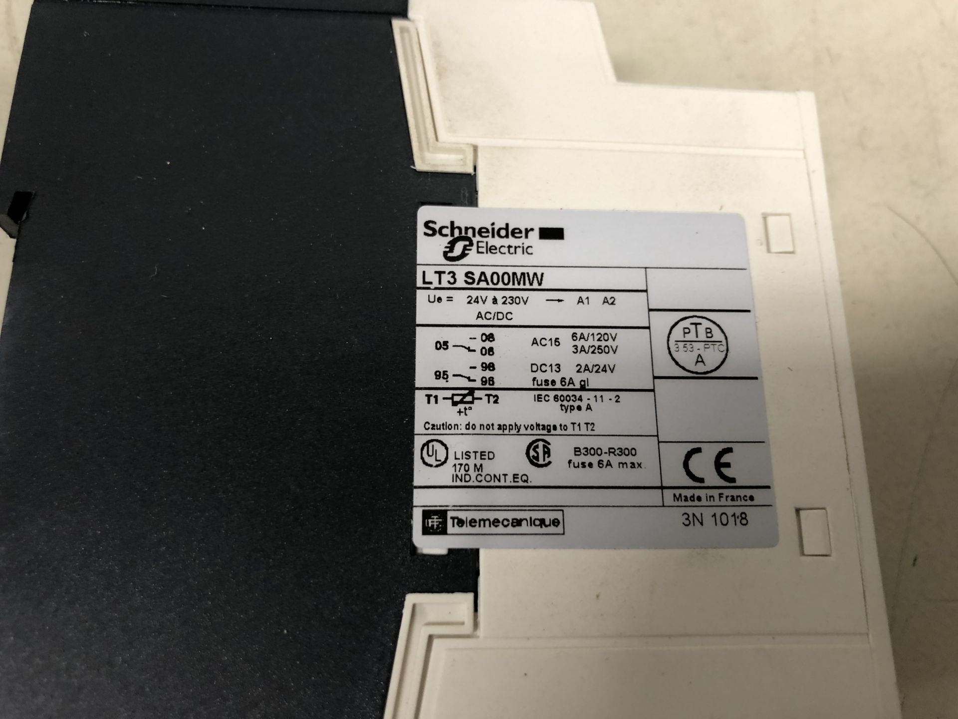 MOTOR CIRCUIT BREAKER SHNEIDER ELECTRIC - Image 15 of 18