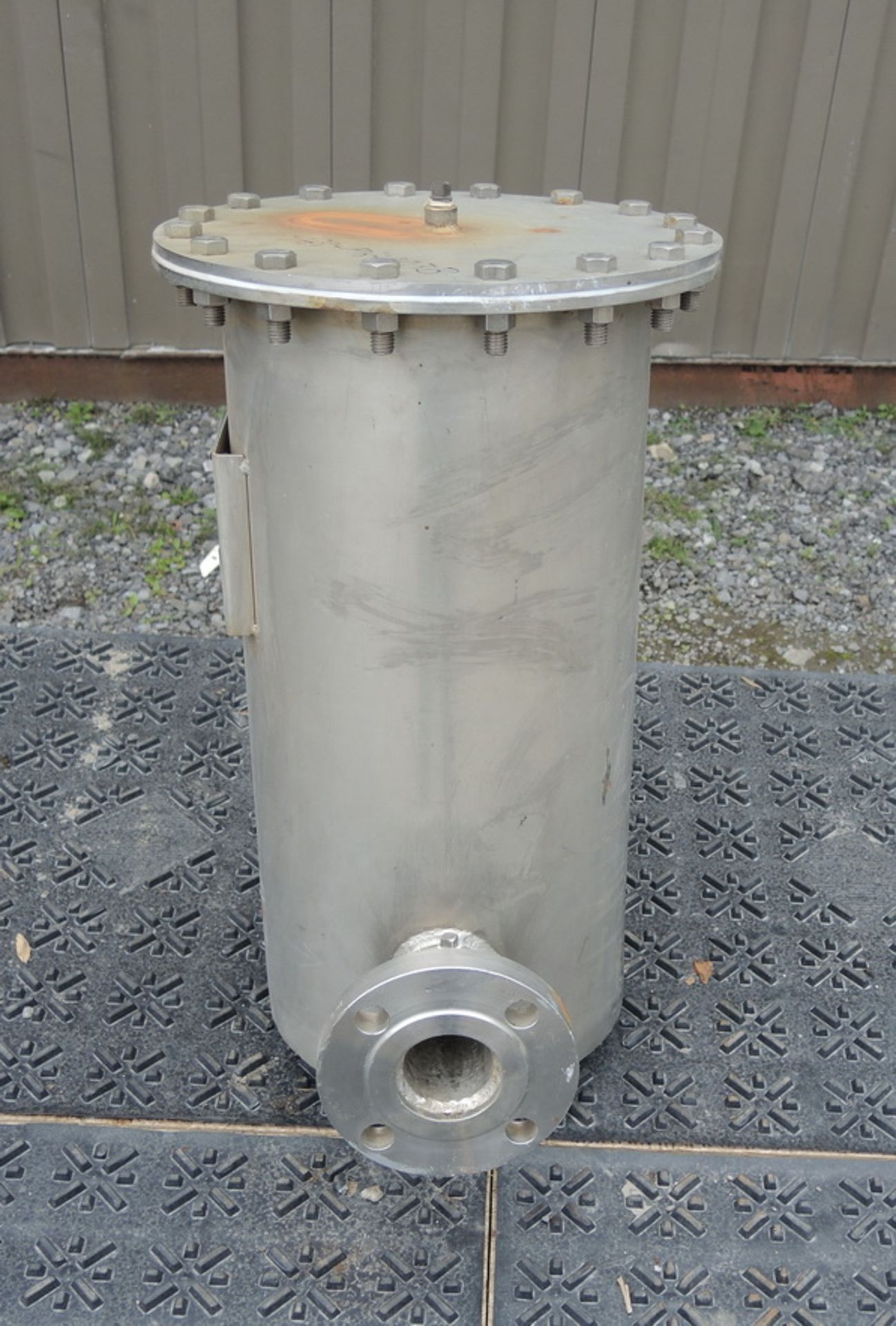 Lot of 2 FILTER, CARTRIDGE TYPE, 2" INLET/OUTLET, STAINLESS STEEL Item Location : Laval  - - Image 3 of 12