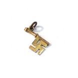 Vintage 9ct gold good luck charm