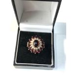 9ct gold garnet and seed-perl dress ring weight 5.9g