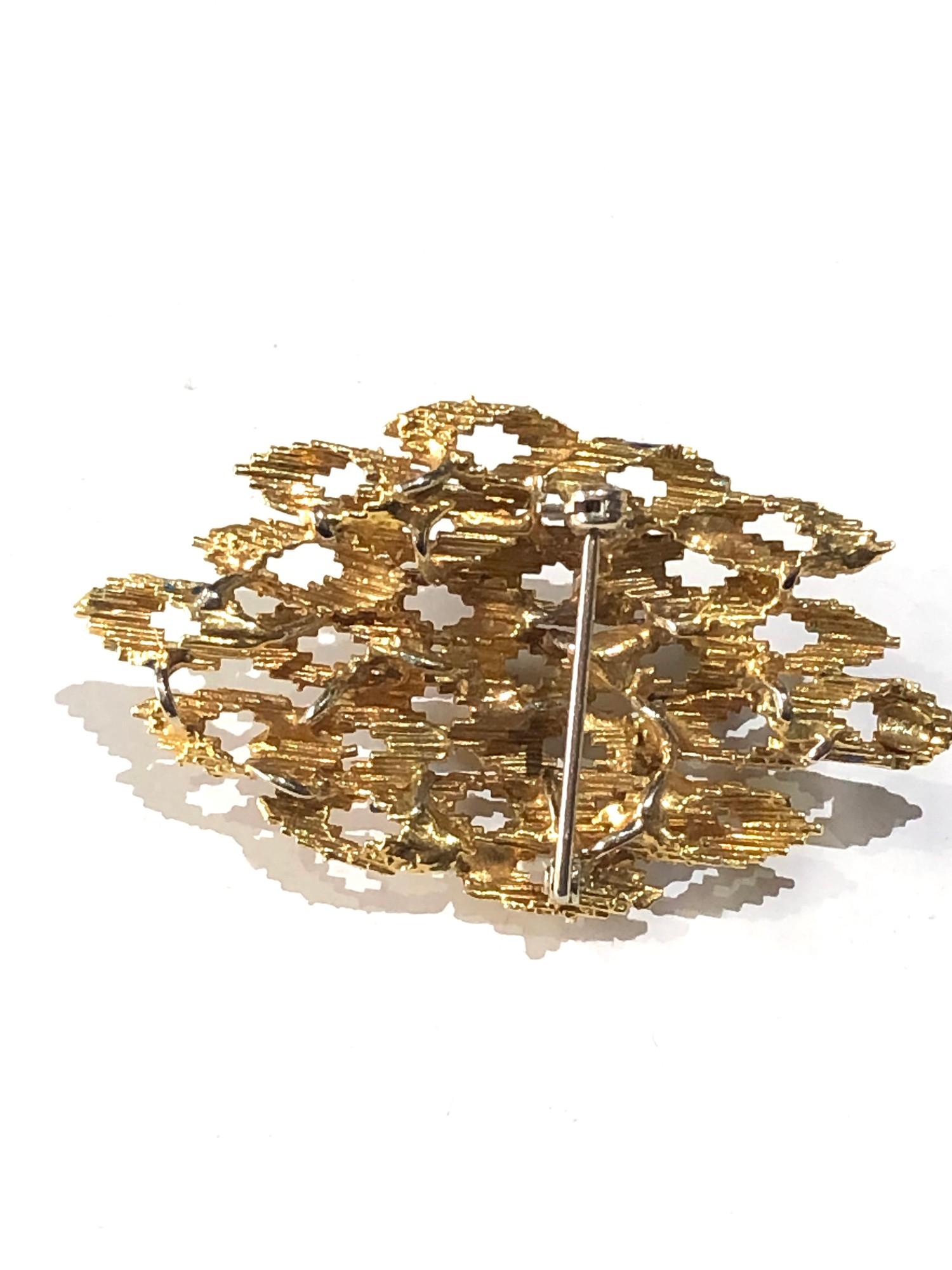 Fine 18ct gold & enamel modernist design brooch weight 13.2g - Image 3 of 3