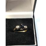 Vintage 18ct gold diamond and sapphire ring weight 3.4g