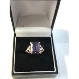 Signed lucerine 10k alexandrite dress ring weight 3.5g