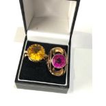 2 vintage 10ct gold gem set rings weight 10.6g