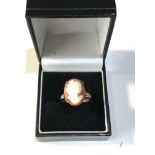 9ct gold cameo ring weight 4.1g