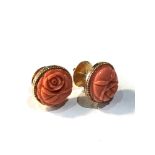 Gold and carved coral earrings each measures approx 1.5cm dia weight 7.1g