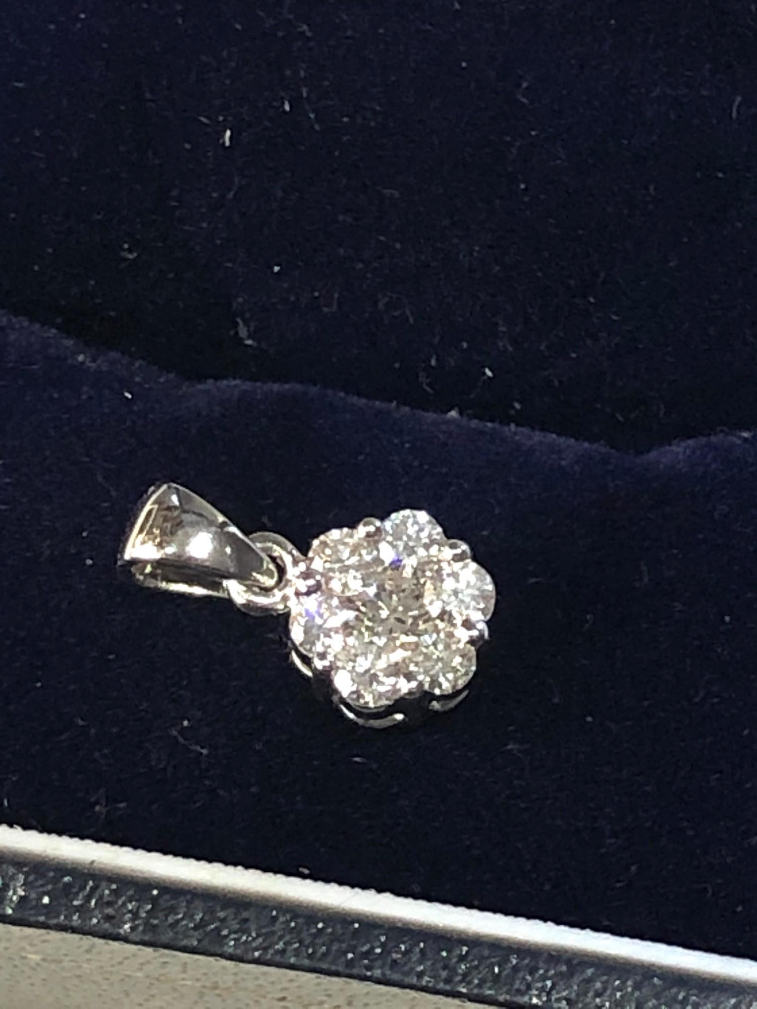 Designer Rhapsody platinum and diamond pendant containing seven diamonds round brilliant gem - Image 2 of 4