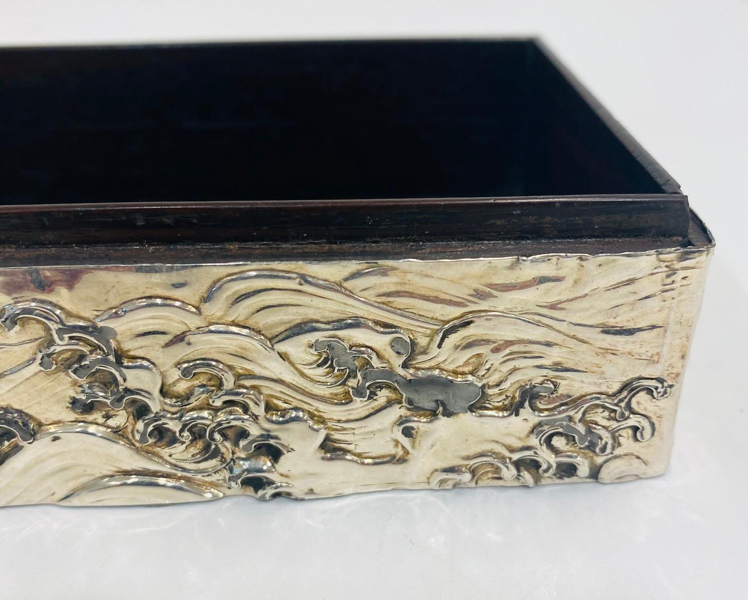 Silver and wooden cigarette box, Chinese detail, no markings but tested as silver, age related wear, - Image 4 of 5