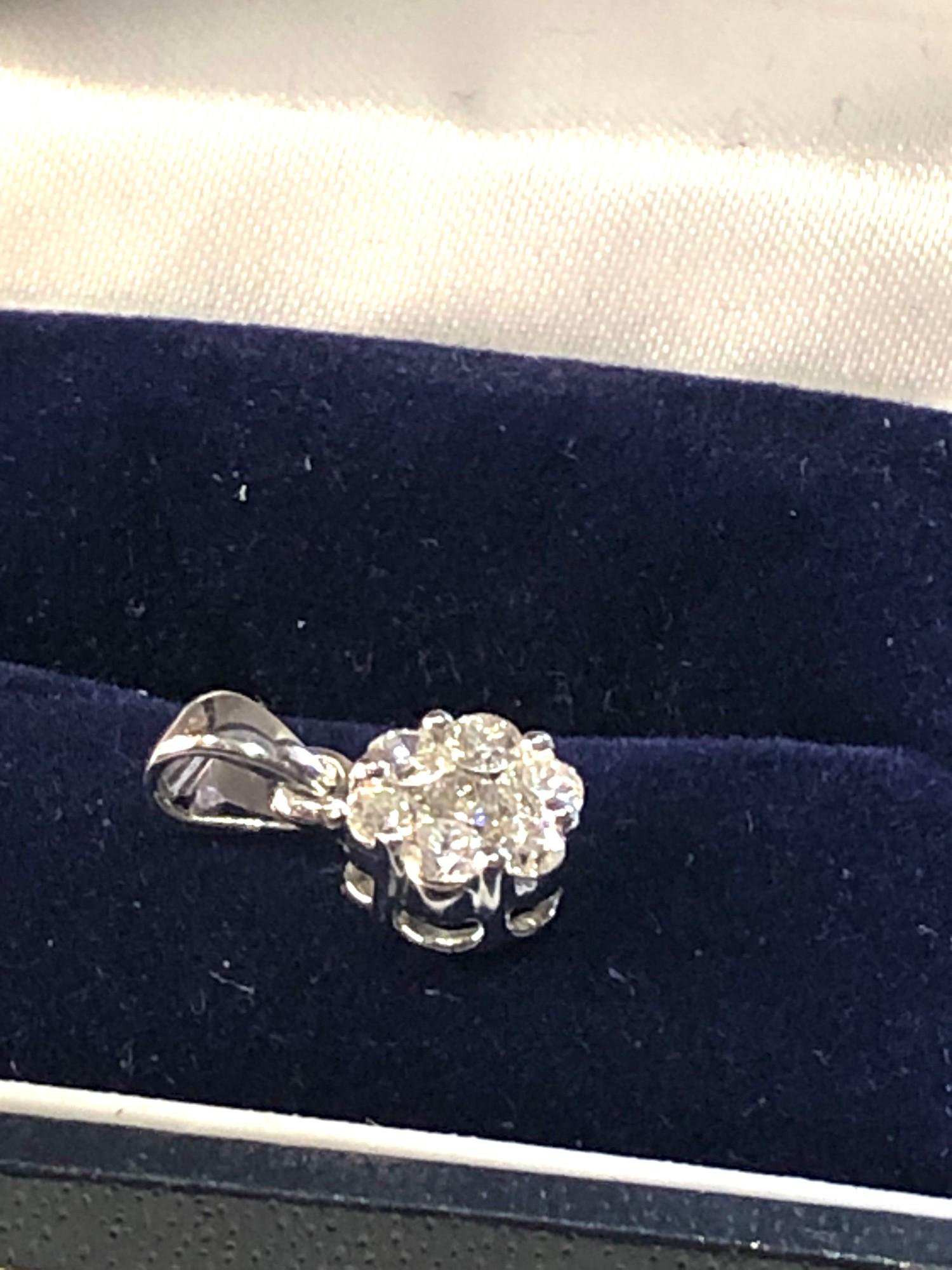 Designer Rhapsody platinum and diamond pendant containing seven diamonds round brilliant gem - Image 4 of 4