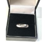 Vintage platinum wedding band weight 3.2g