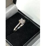 platinum baguette diamond solitaire ring weight 4.3g