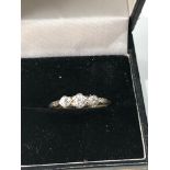 18ct gold diamond trilogy ring weight 2.3g