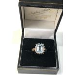 9ct gold aquamarine type & diamond halo cluster ring weight 3.8g