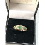 Vintage 9ct gold green gemstone gypsy ring weight 2.2g