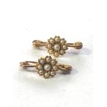 Antique gold 2 miniature seed pearl pin brooches each measure approx 2.2cm wide petal head