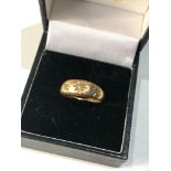 Antique 18ct gold diamond gypsy ring weight 3.4g