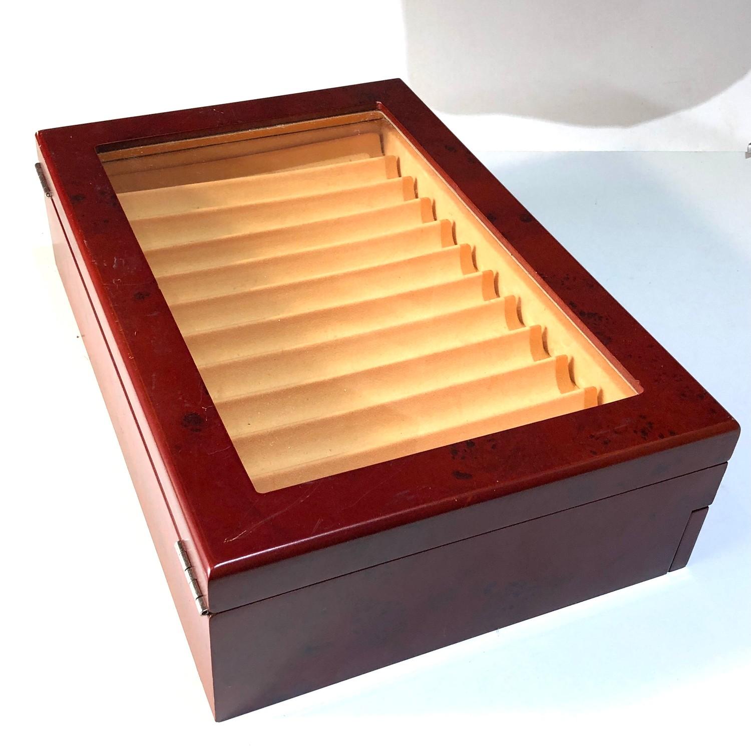 Pen display case for 24 pens measures approx 31cm by 21cm 9cm tall - Image 4 of 4