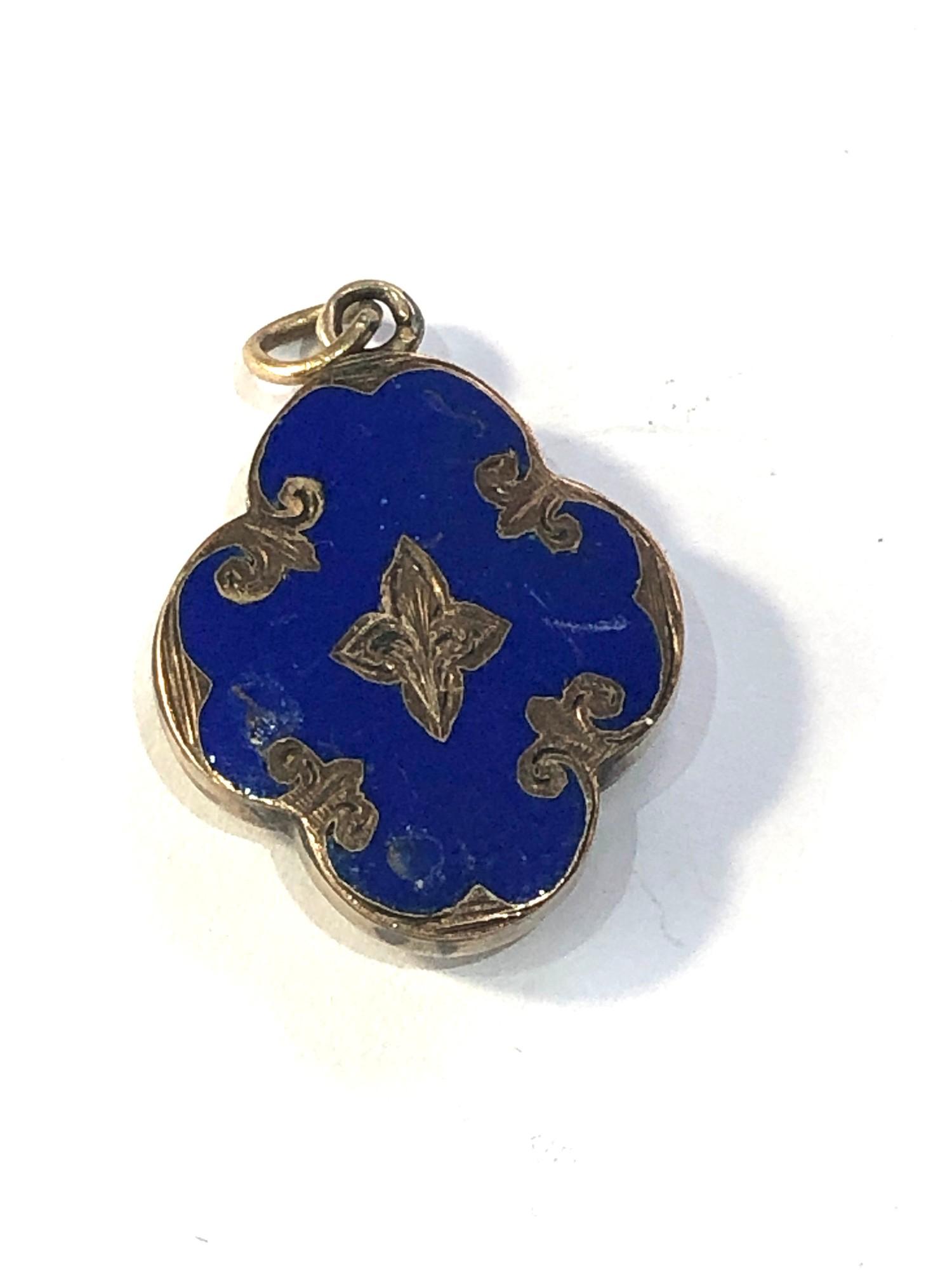 Antique gold enamel mourning hair locket pendant measures approx 2.3cm drop by 17mm wide