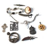 Selection of vintage silver jewellery total weight 91g